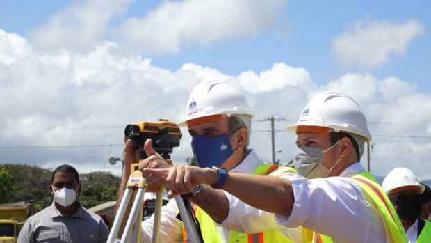 Luis Abinader dejó iniciados este sábado los trabajos de construcción del Hospital Municipal de San José de las Matas.