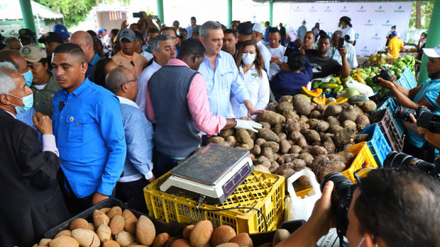 Gobierno ha invertido 130 mil millones en ayuda social, más de lo invertido en 2019.