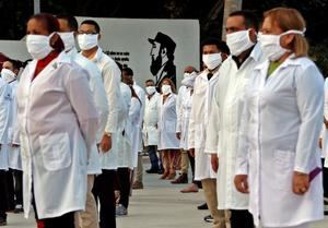 Cuba enví­a 115 sanitarios a Azerbaiyán para combatir la pandemia del COVID-19