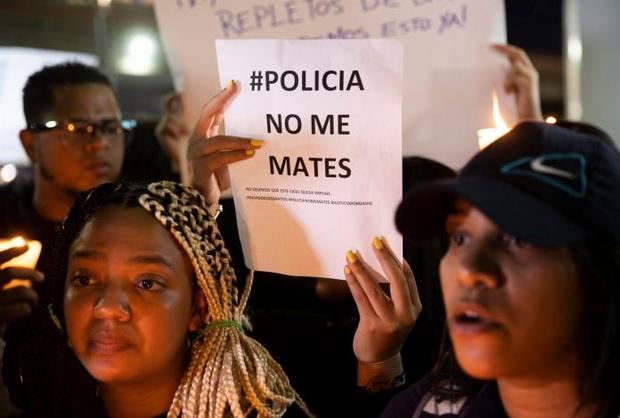 Indignación en R. Dominicana por muerte de tres hombres en custodia policial