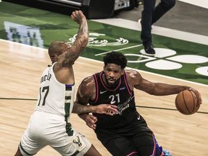 Celtics y Mavericks, al alza, buscan alejarse del torneo de entrada
