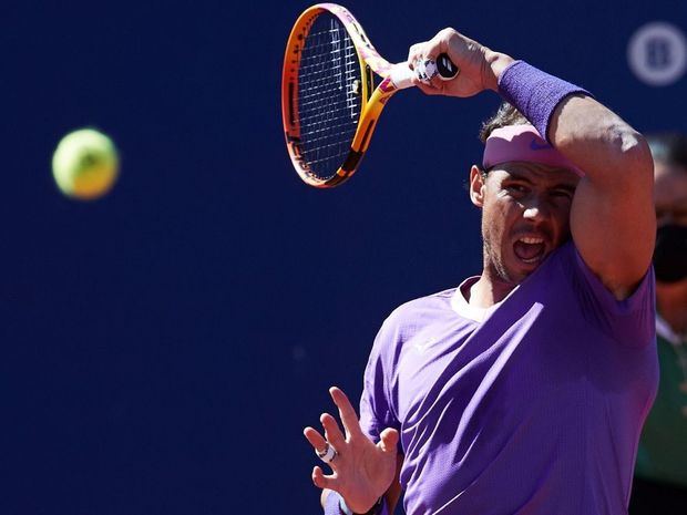 El tenista español Rafael Nadal , durante el partido de cuartos de final del Open Banc Sabadell, Trofeo Conde Godó disputado este viernes ante el británico Cameron Norrie en las pistas del Real Club de Tenis de Barcelona.