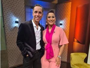 Anthony Álvarez nos habla de su faceta musical en “Fiestas y Personalidades”