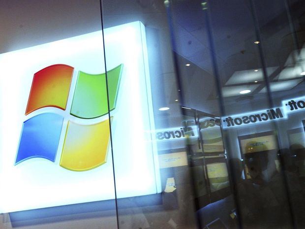 Fotografía tomada el 24 de octubre de 2011 que muestra el logotipo de Windows en una tienda de Microsoft en Budapest, Hungría.