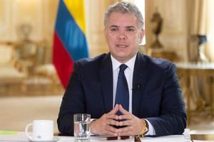 Duque dice que las FARC deben responder ante la Fiscalía por el asesinato de Álvaro Gómez