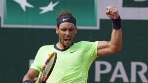 Nadal, Djokovic y Swiatek avanzan en Abierto de Francia