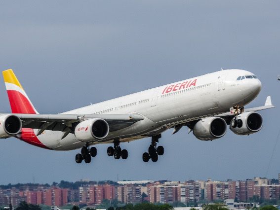 Iberia recupera 18 destinos de 16 países de América Latina.