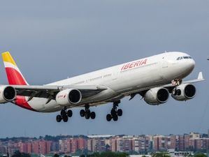 Iberia recupera 18 destinos de 16 países de América Latina