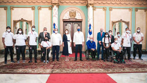 Presidente Abinader recibe delegación paralímpica que representó al país en Olimpíadas de Tokio