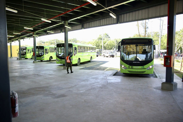 Terminal Interregional de Autobuses Santo Domingo Este.