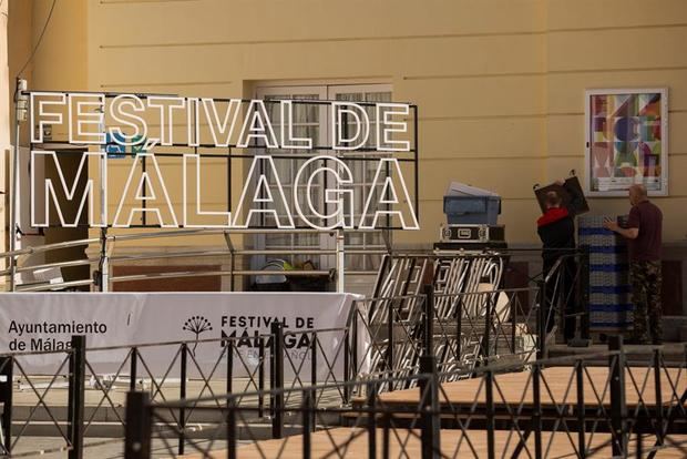 El Festival de Cine en Español de Málaga inaugura este viernes su vigésimo tercera edición que, después de ser aplazada el pasado marzo por el coronavirus, se convertirá ahora en el primer gran reencuentro de la industria cinematográfica tras el confinamiento a causa de la pandemia.