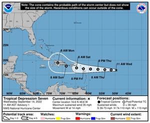 Imagen ilustrativa cedida por la Oficina Nacional de Administración Oceánica y Atmosférica de Estados Unidos (NOAA), a través del Centro Nacional de Huracanes (NHC), donde se muestra el pronóstico de cinco días del paso de la depresión tropical Siete en el Atlántico.