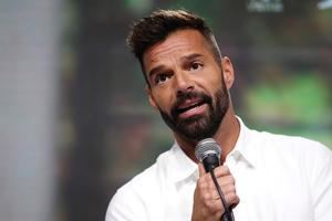 Ricky Martin aborda su futuro familiar en la portada de Out Magazine