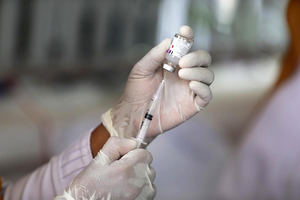 Chile y Colombia se suman a plan mundial para distribuir vacunas de Covid-19