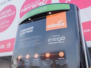 Cargador eléctrico Nivel 3 - Evergo - Edesur.