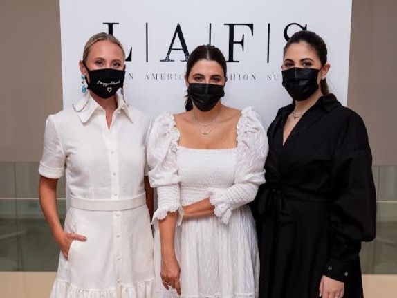 Samantha Tams, Estefanía Lacayo y Lía Pellerano.