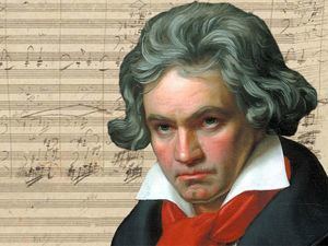 Emisora Raíces presenta: Mucho Beethoven, pero nunca demasiado