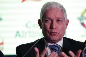 Analizan el posible ingreso de Colombia a la Serie del Caribe