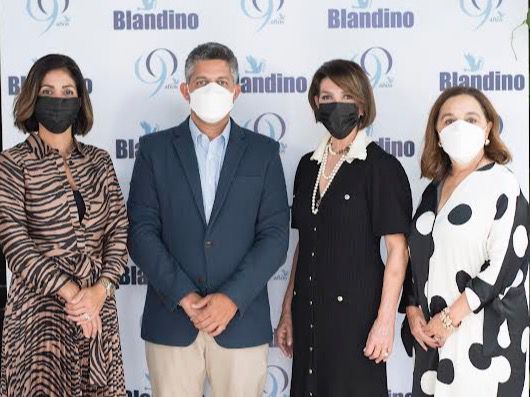 María Fernanda Arredondo, Jesús Arredondo, Marianela Arredondo y Virginia Arredondo.