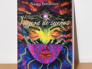 El libro, titulado “Viajera de sueños”.