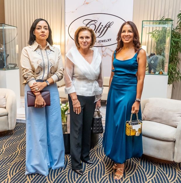 Gina Almonte, Fabrizia Scaricay Karina Fabián