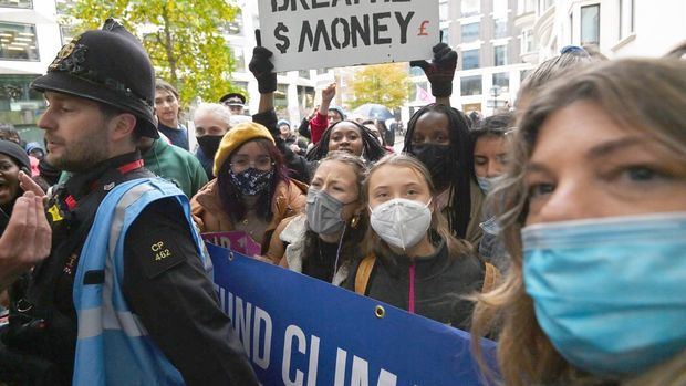 Greta Thunberg se manifiesta en Londres días antes de la COP26