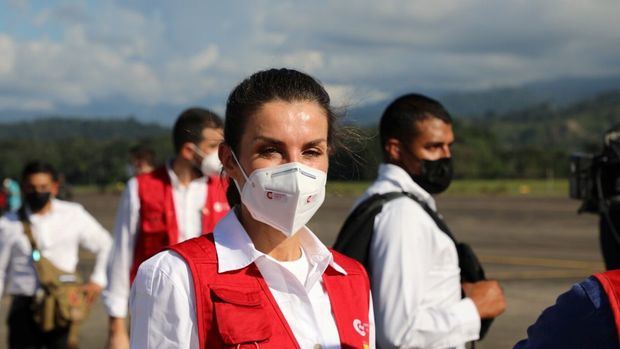 La reina Letizia en primer plano durante su viaje a Paraguay.