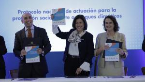 Presentan protocolo para apoyar afectados por desastres naturales