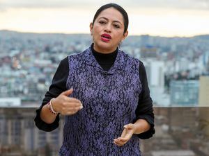 La prefecta de la provincia de Pichincha, Paola Pabón, habla durante una entrevista con Efe el 12 de noviembre de 2021 en Quito, Ecuador.
