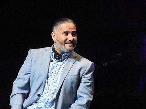 Pavel Núñez rendirá homenaje a Dionis Fernández en su concierto “Big Band Núñez, Trópico”
