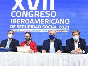 Mesa principal del XVII Congreso Iberoamericano de Seguridad Social 2021.