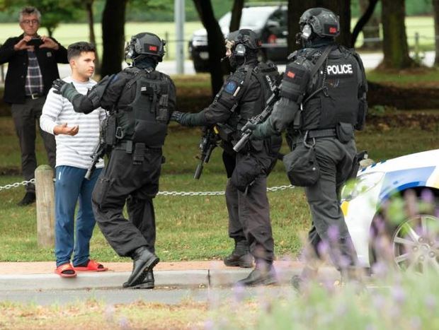 Uno de los detenidos por ataques en Nueva Zelanda comparece ante un tribunal