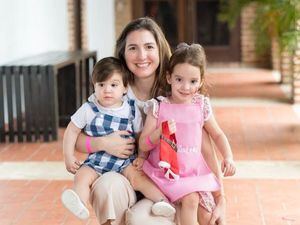 Marina Álvarez, Javier y Camila Engarita.