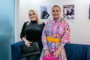 Divanna Ruiz y Jeannette Villanueva.