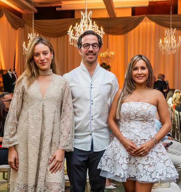 Sophia Simó Ariza, Eduardo Simó y Joyce Ariza