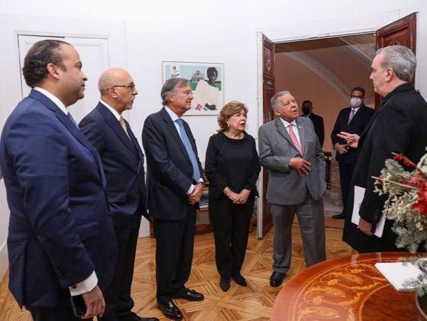 Samuel Pereyra dió la información durante el almuerzo ofrecido en la Embajada dominicana ofrecido con motivo de la asistencia del presidente Abinader a Fitur 2022.