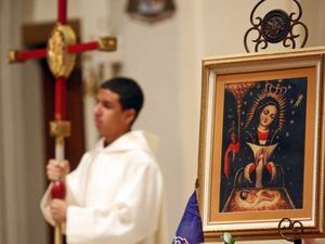 Virgen de la Altagracia protectora y reina de los dominicanos