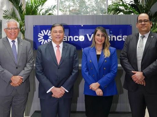 Víctor Virgilio Méndez, Lionel Senior, Mónica Ceballos y Ronald Villalón.