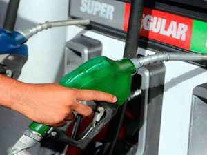 Alianza País: el gobierno no dice toda la verdad en el aumento semanal de los precios de los combustibles