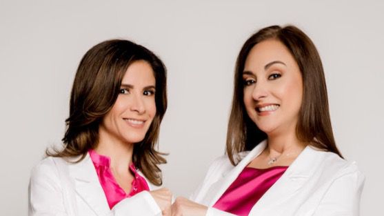 “Íntimamente Poderosa”, el nuevo libro de las doctoras Klara Senior y Sofí­a Herrera