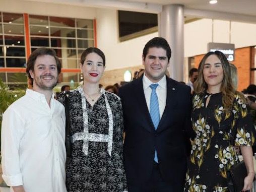 Eduardo Camino, Pilli Paonessa, Juan Lama y Valeria Pavonessa.