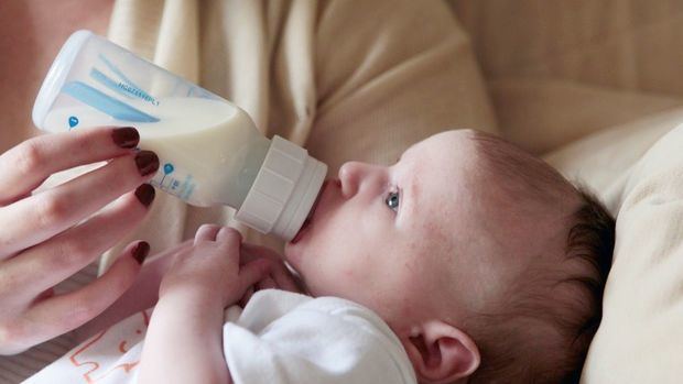 Advierten de contaminación en tres marcas de leche para niños de Abbott