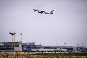 Cancelaciones de vuelos el jueves en París-Orly y en otras ciudades francesas