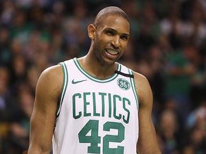 Doble-doble de Horford en victoria de Boston