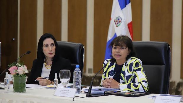 Raquel Arbaje junto a Ana Cecilia Morún.