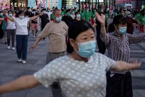 Los casos "importados" protagonizan un ligero repunte de contagios en China