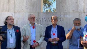 Max Puig rinde homenaje a Salvador Allende en Chile