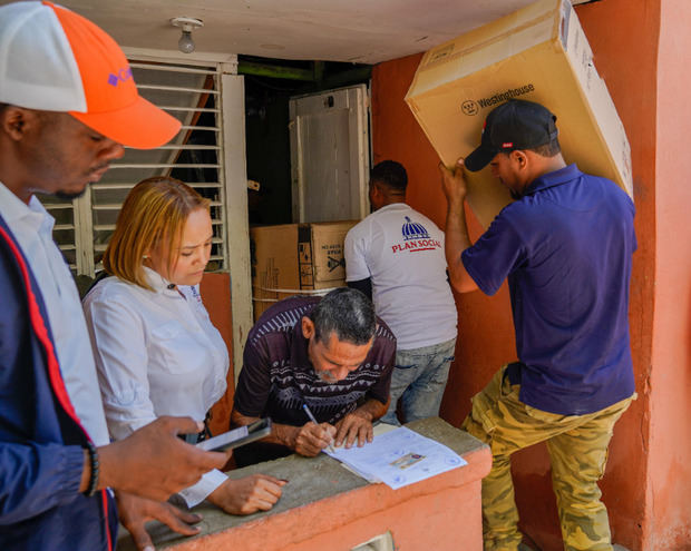 Entrega de electrodomésticos. 