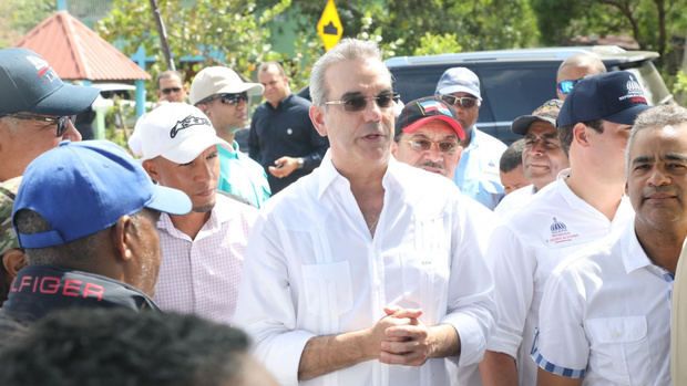 Presidente Abinader dice ayudas serán para quienes las necesiten, sin importar banderías políticas