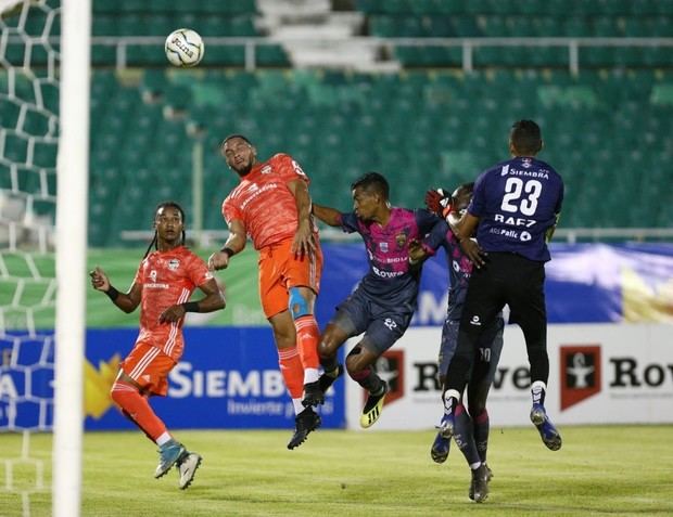 El Pantoja gana 1-0 al Cibao en la ida de las semifinales de la liga.